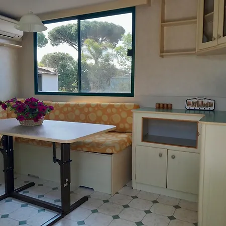 Κάμπινγκ Blue Camping Terracina